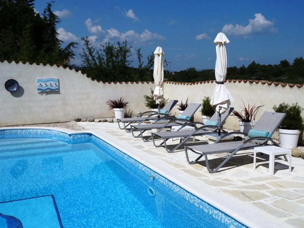 La Cayrade Villa Uzer  Dış mekan fotoğraf